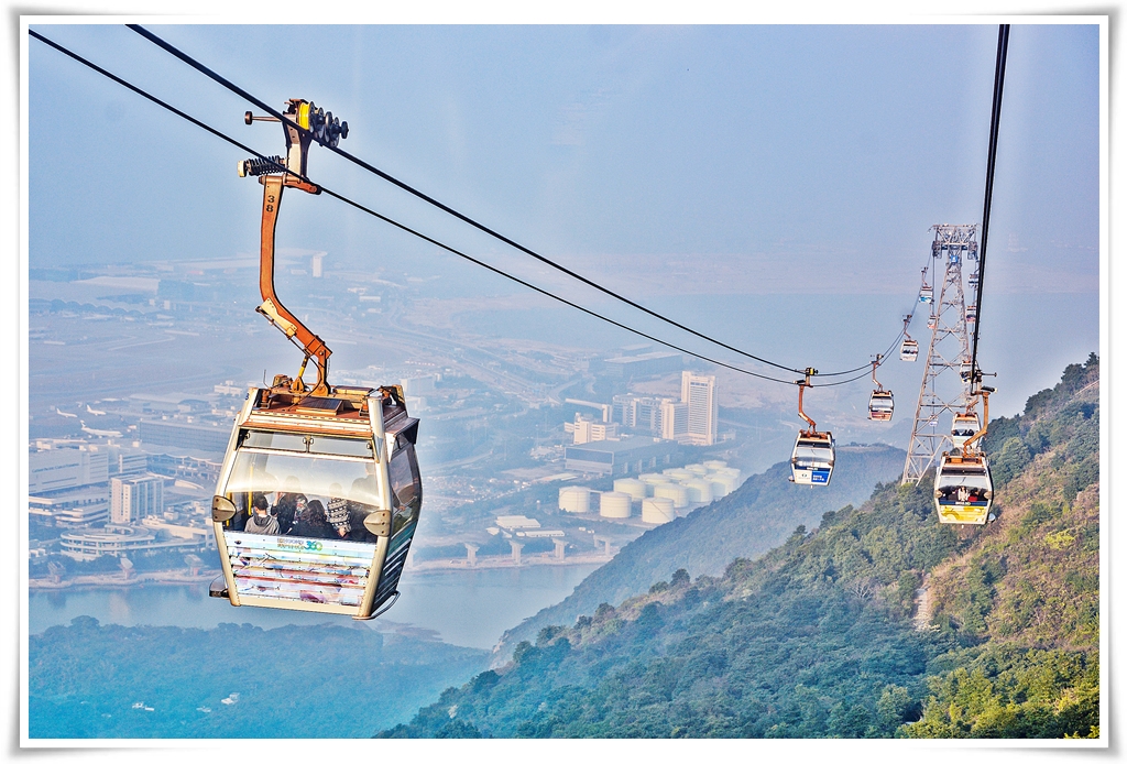 ทัวร์ฮ่องกง WONDERFUL HONGKONG ช้อปปิ้ง กระเช้านองปิง 3 วัน 2 คืน